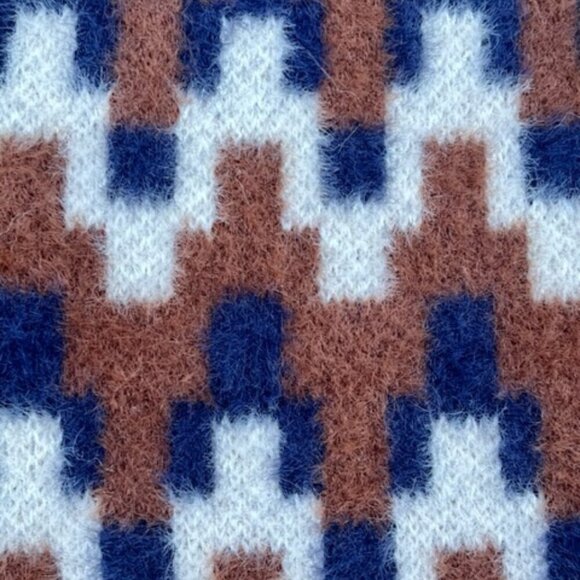 KENDALL + KYLIE Knitted Soft Fluffy Oversized V-Neck VEST Blue Brown White Med - Picture 4 of 8